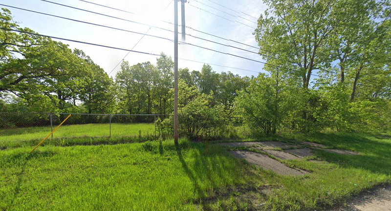 Fuzzy Wuzzy - 2024 Street View (newer photo)